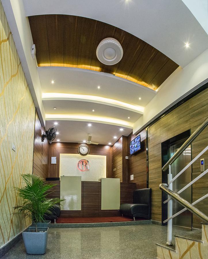 Hotel Bombay Residency--Bombay Lucky Restaurant Мангалор Екстериор снимка
