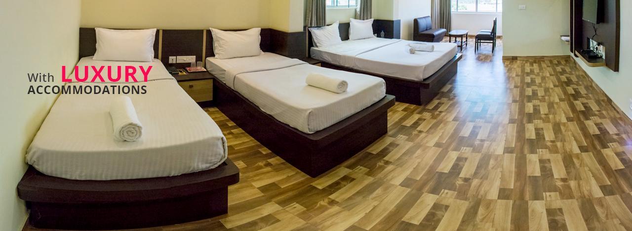 Hotel Bombay Residency--Bombay Lucky Restaurant Мангалор Екстериор снимка